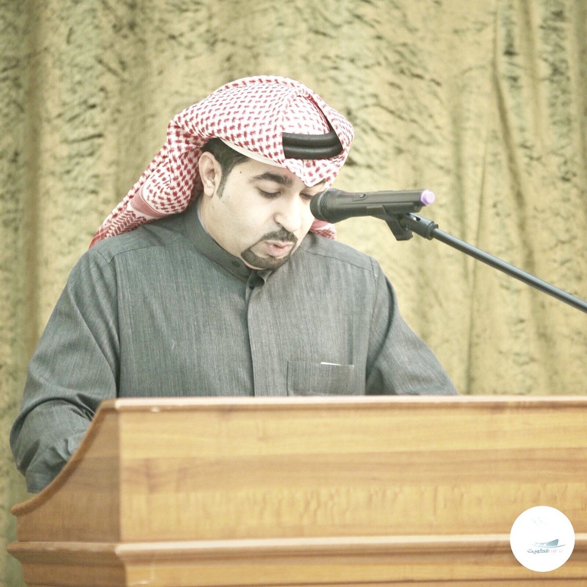 المحامي علي حسن القلاف أثناء المشاركة القانونية